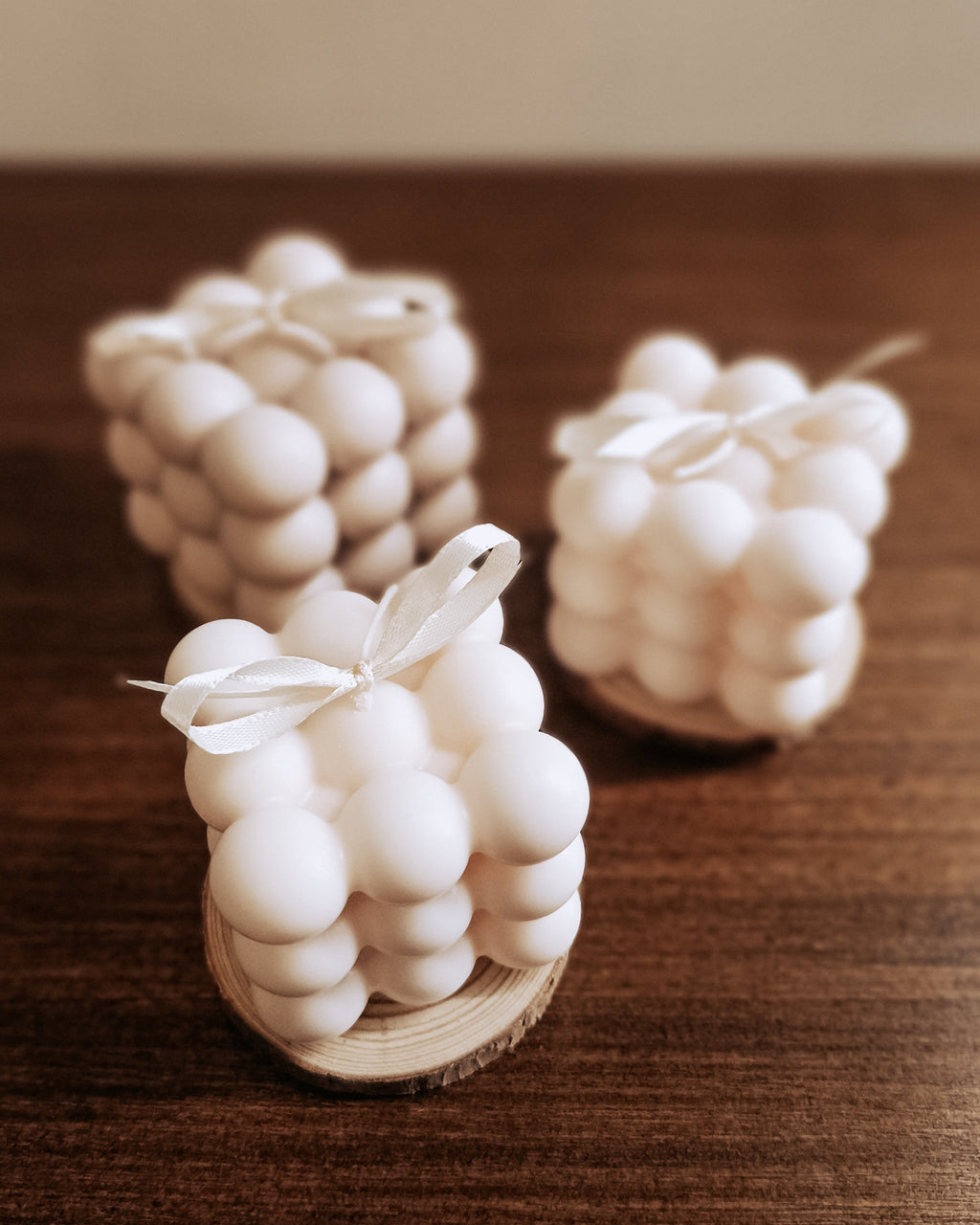 Bubble square candle