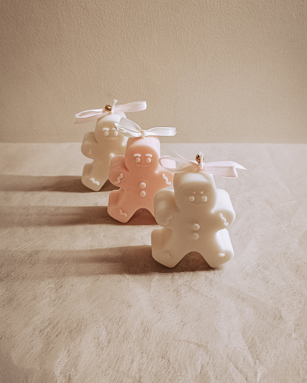 Gingerbread man Christmas candle