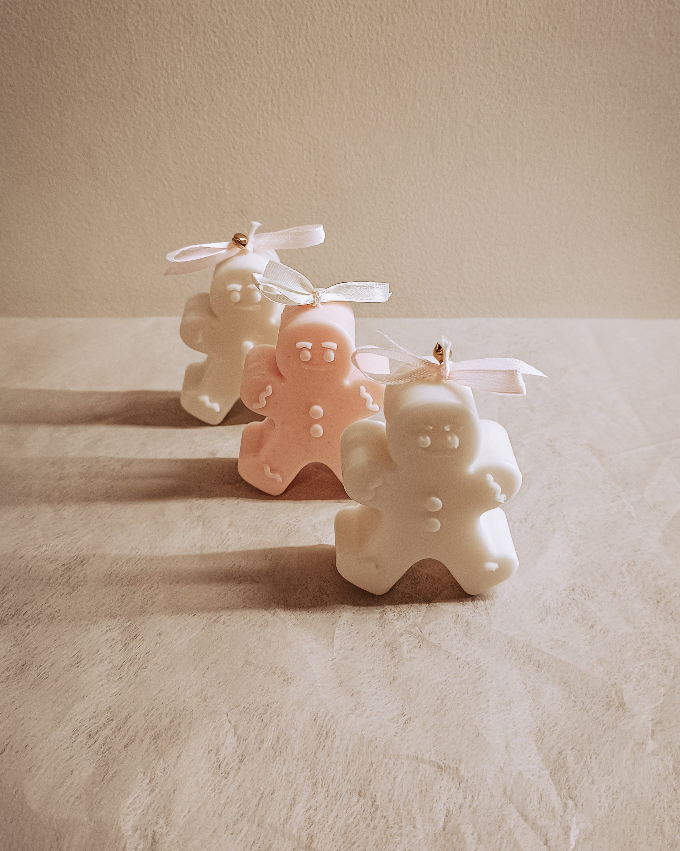 Gingerbread man Christmas candle