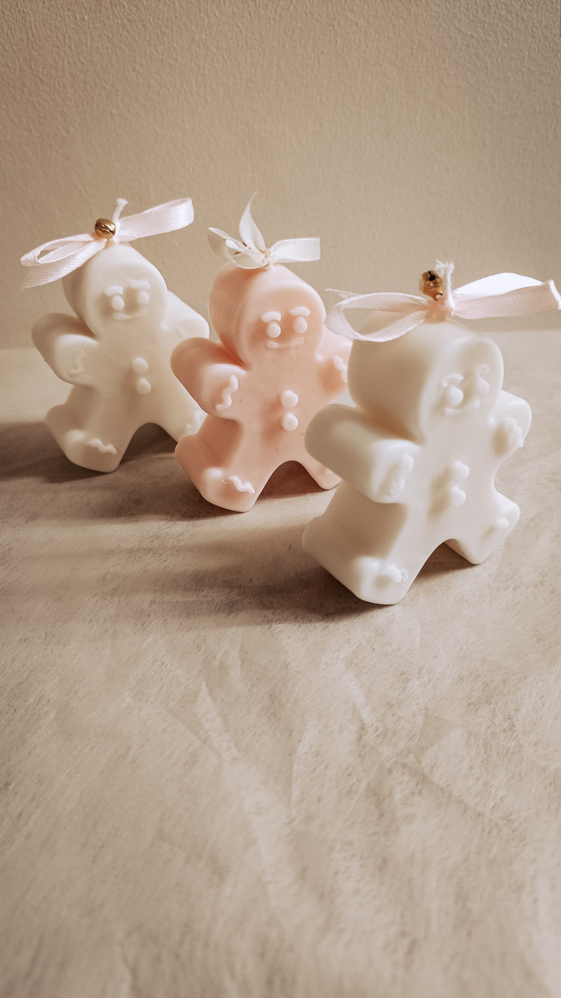 Gingerbread man Christmas candle