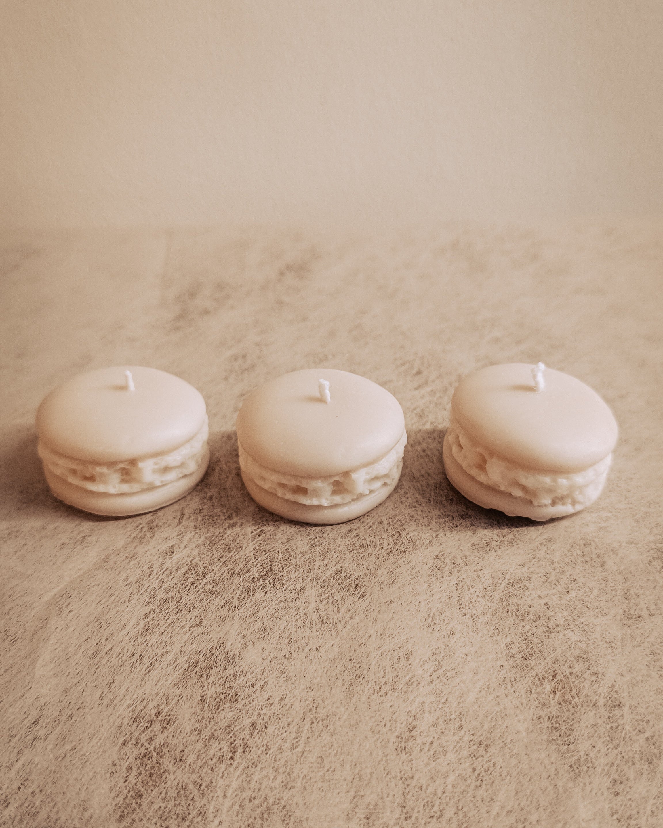 Macarons candles - Set of 8